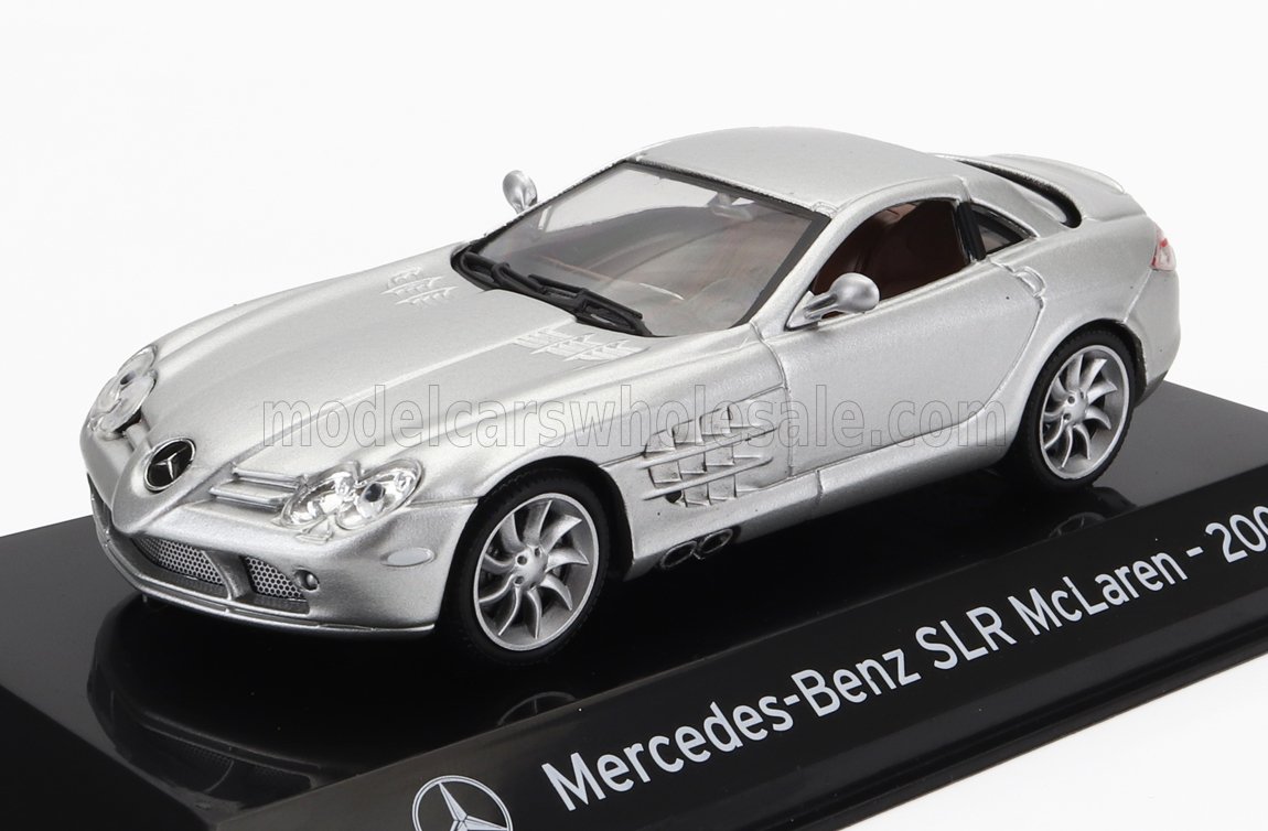 MERCEDES BENZ SLR McLAREN 2003 SHOWCASE SILVER 1/43 EDICOLA