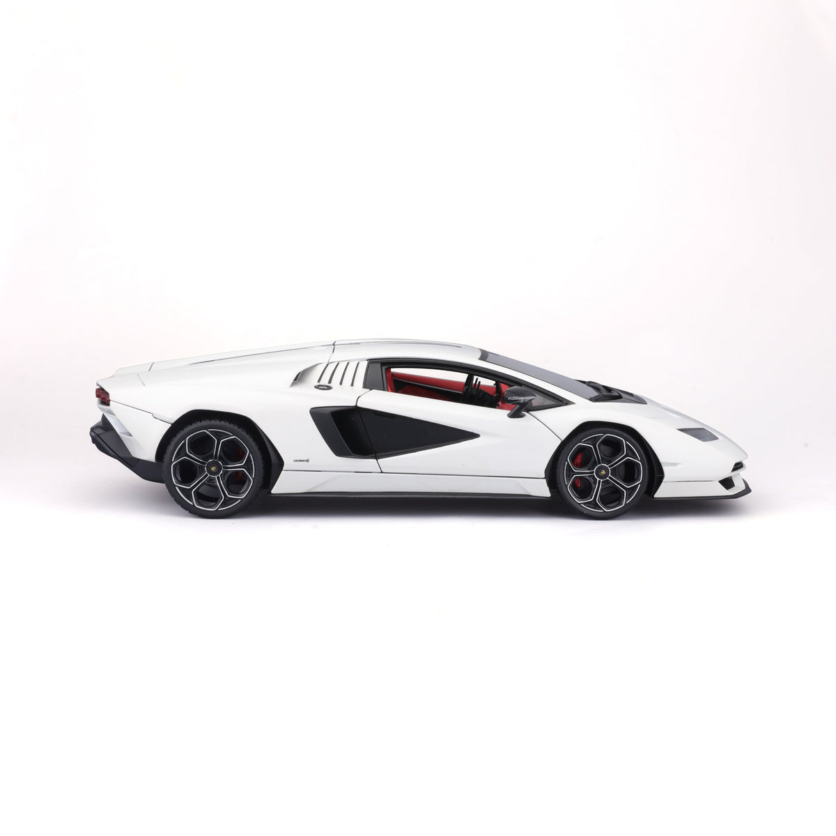 LAMBORGHINI COUNTACH LP 800-4 2021 BIANCO SIDERALE 1/24 BURAGO