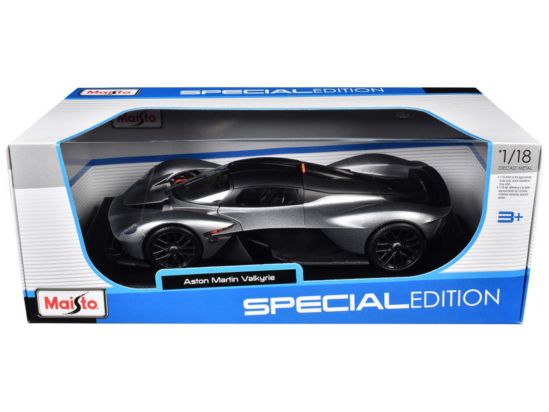 ASTON MARTIN VALKYRIE 2022 SILVER 1/18 MAISTO