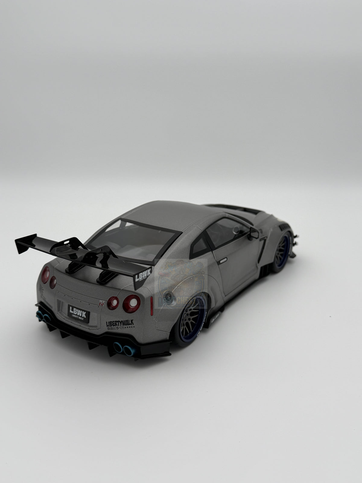 Macheta auto NISSAN 1/18 GT-R (R35) LIBERTY WALK 1/18 SOLIDO