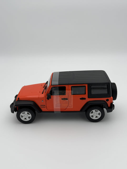 Macheta auto JEEP WRANGLER UNLIMITED ORANGE 1/24 MAISTO