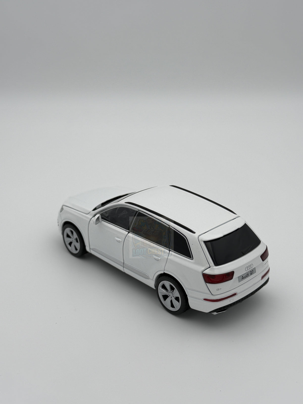Macheta auto AUDI Q7 ALB 2016 1/32 TAYUMO