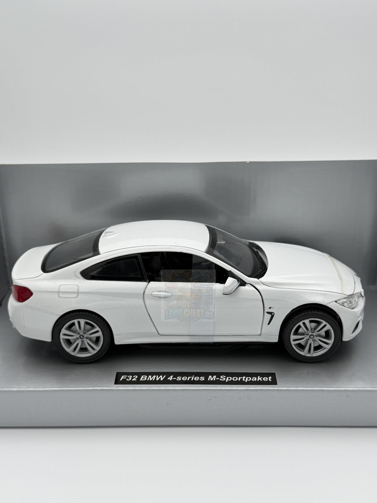 Macheta auto BMW 4-SERIES COUPE (F32) M-SPORT ALB 1/24 NEWRAY
