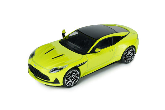 Macheta auto ASTON MARTIN DB12 LIME ESSENCE 1/43 SOLIDO