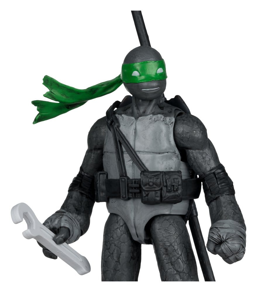 Figurină McFarlane Teenage Mutant Ninja Turtles- Donatello (Red Platinum Edition) 13 cm
